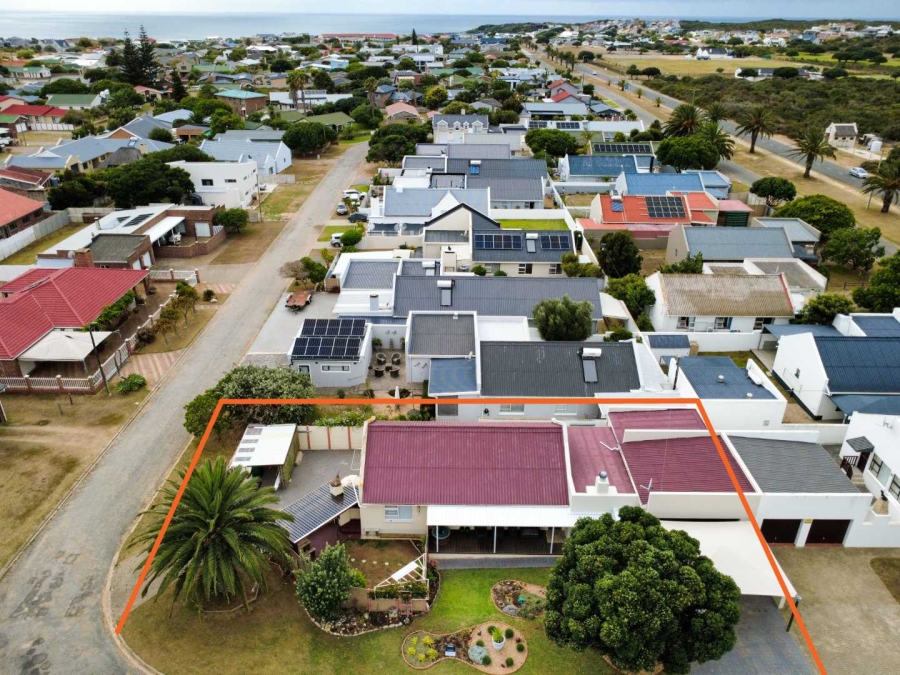 3 Bedroom Property for Sale in Stilbaai Wes Western Cape